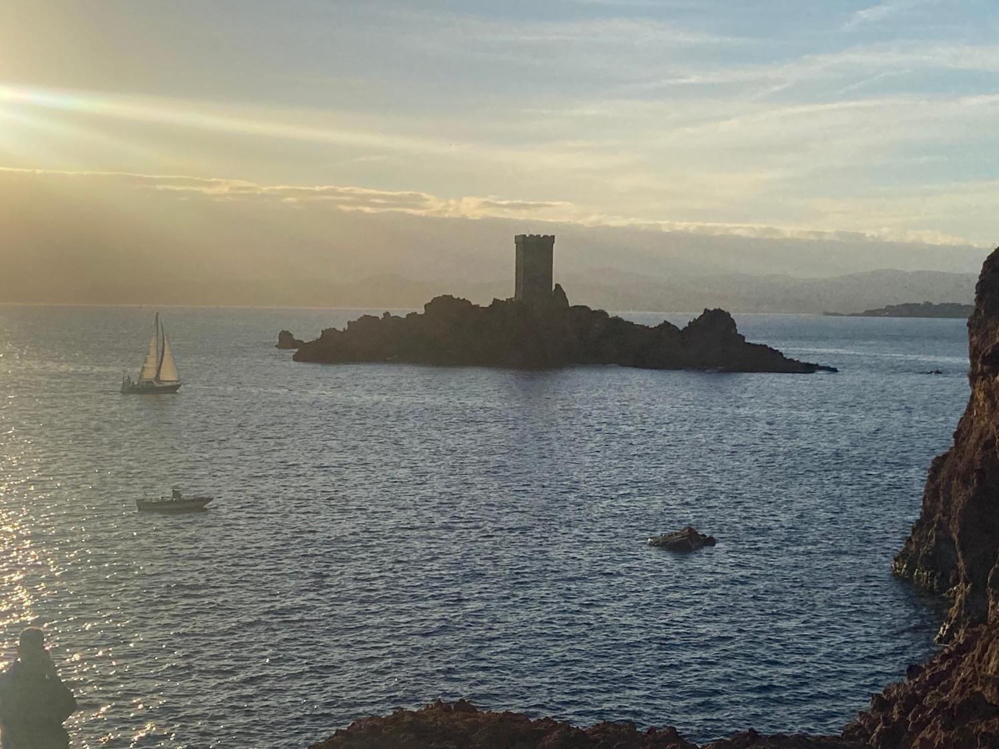 Luxe Pres De La Apartment Frejus