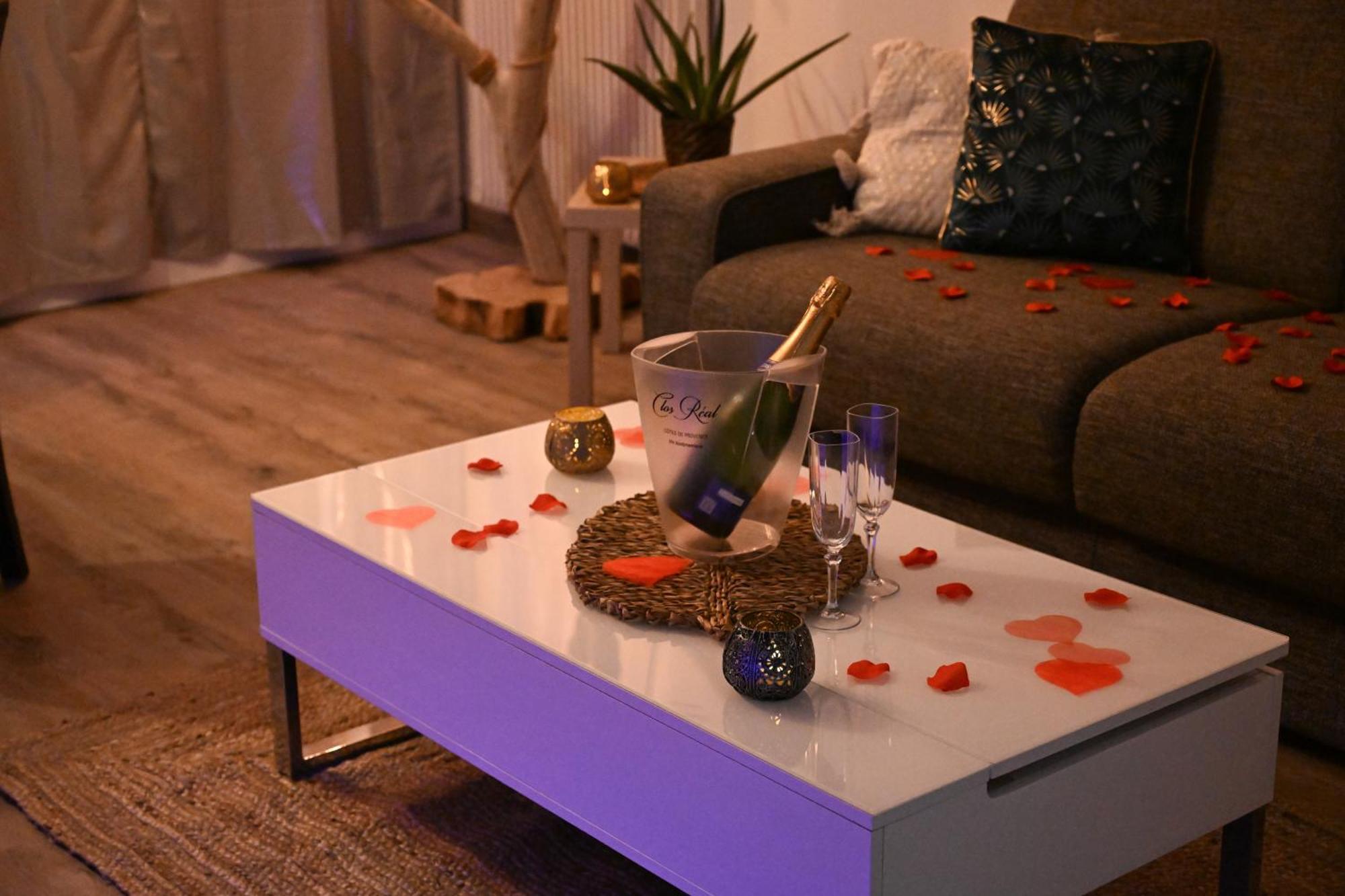 Luxe Pres De La Apartment Frejus